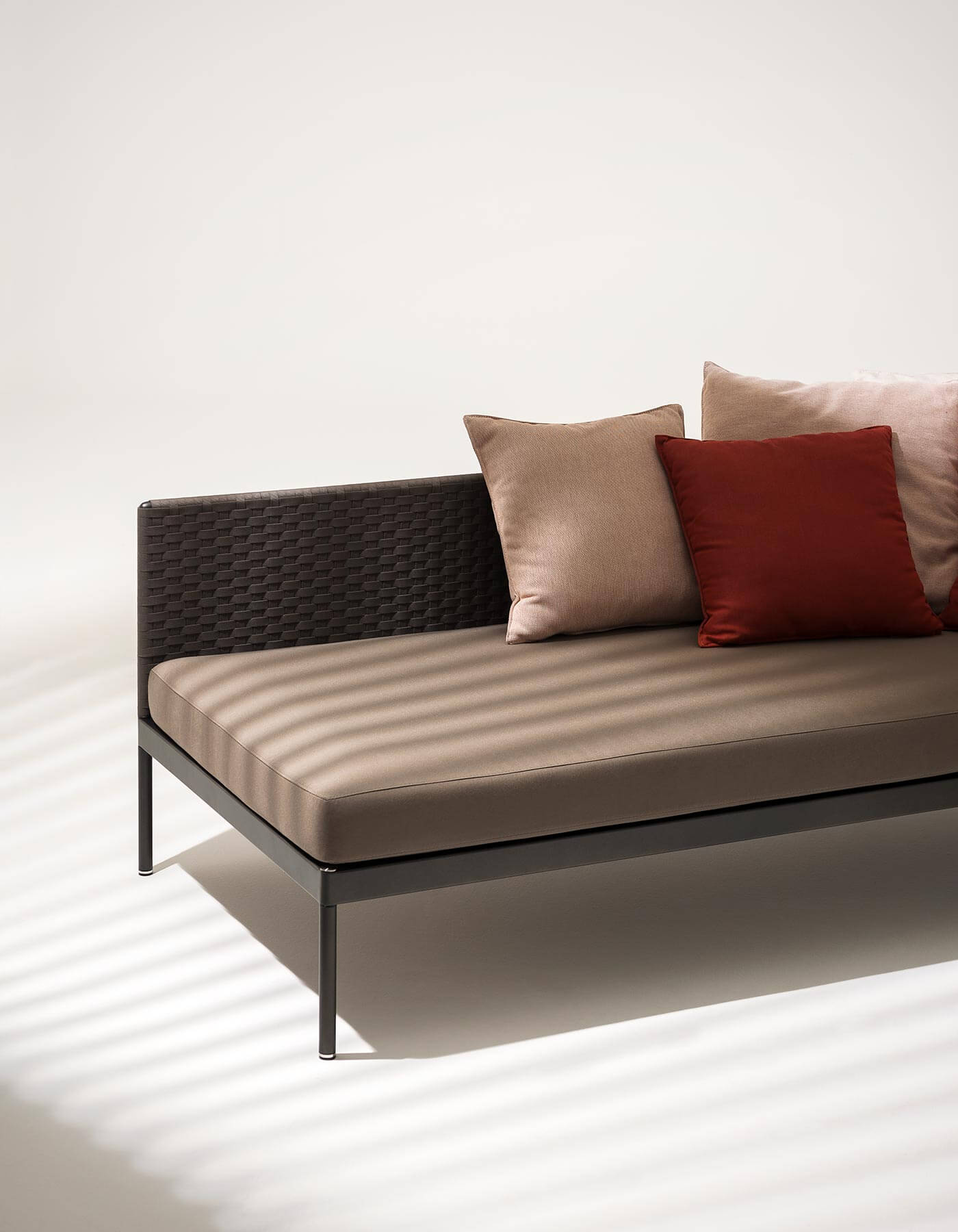 RODA Prodotti Basket Sofa 01