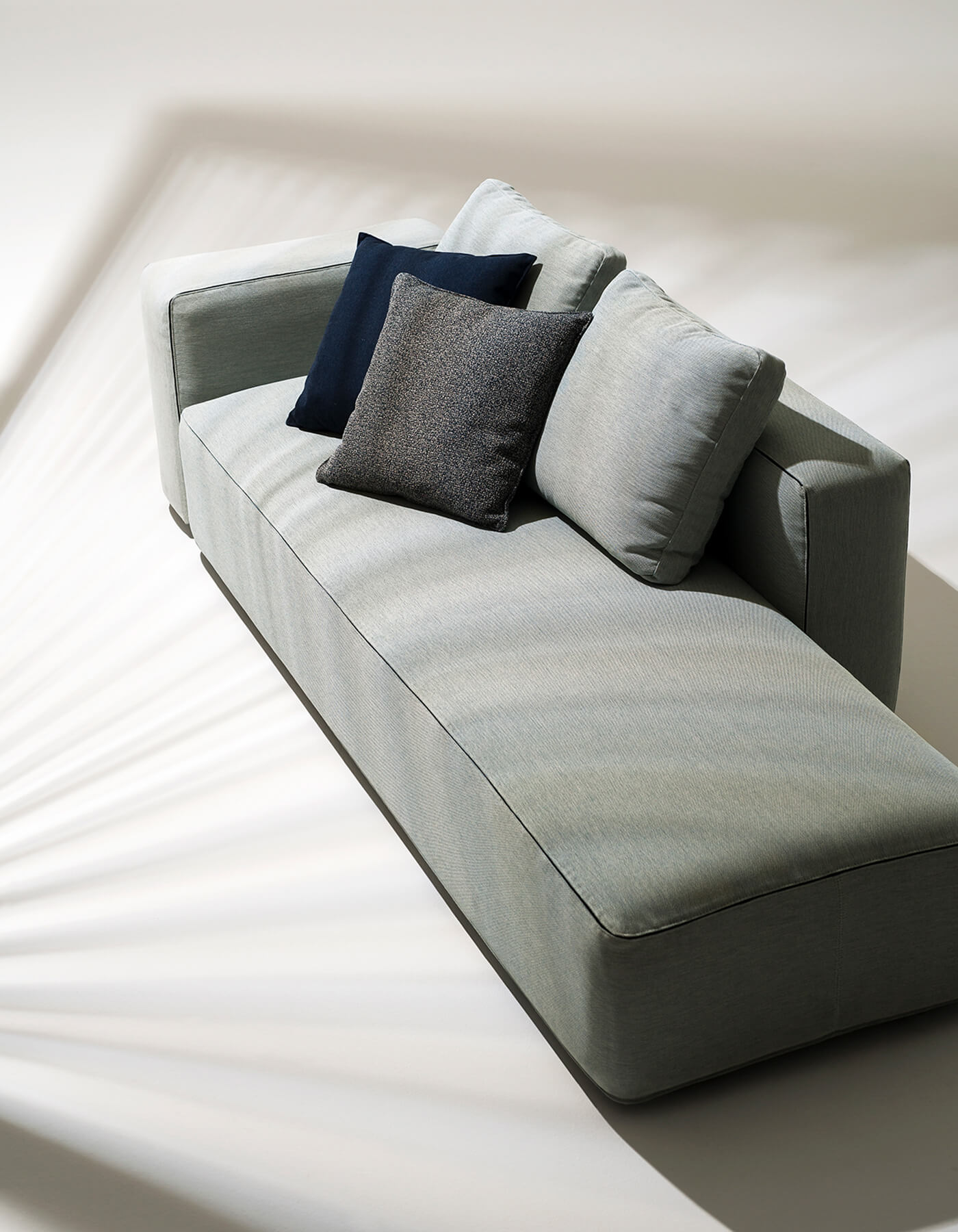 DANDY Contemporary Upholstered Sofas for Outdoors RODA